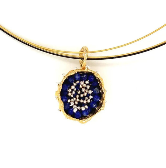 Dance of Stamens Necklace Midi, Gold Plated Pendant with Lapis Lazuli