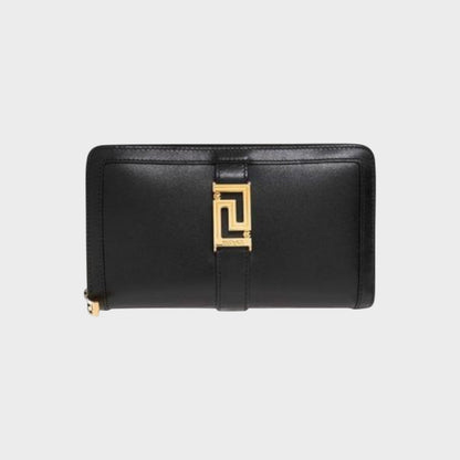 Black Logo Detailed Zipped Wallet