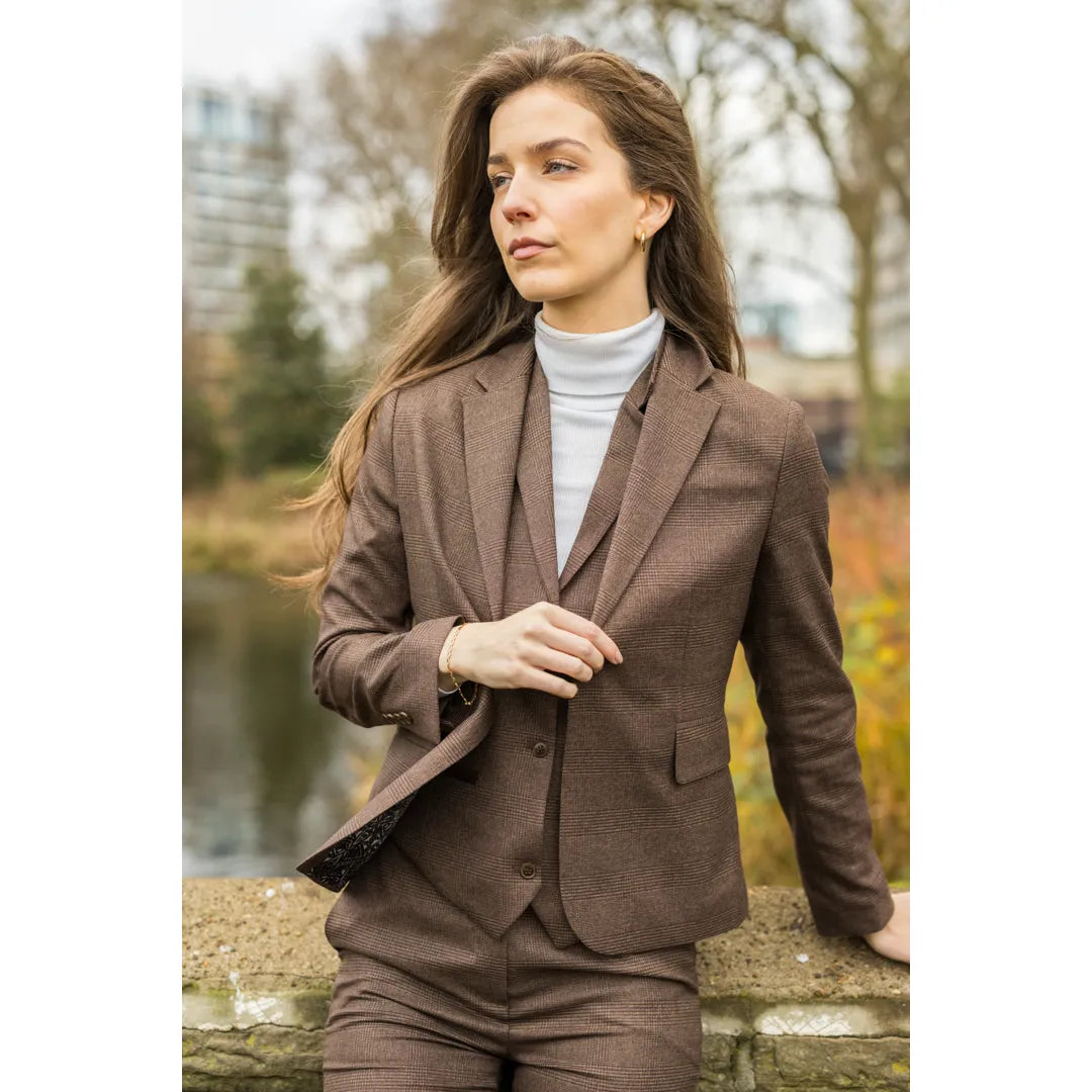 TPW50 - Women's Brown 3 Piece Prince Of Wales Check Suit
